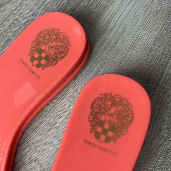 Vince Camuto Jelly Sandals Size 7 - Picture 4 of 5